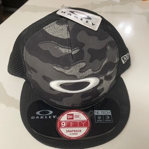 Oakley baseball cap